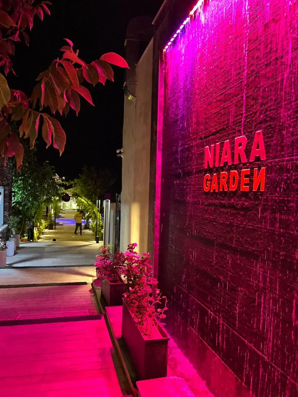 اجاره باغ و  سالن موزیک و نور پردازی جهت مراسم ها|اجارهٔ کوتاه‌مدت ویلا و باغ|ارژن, |دیوار