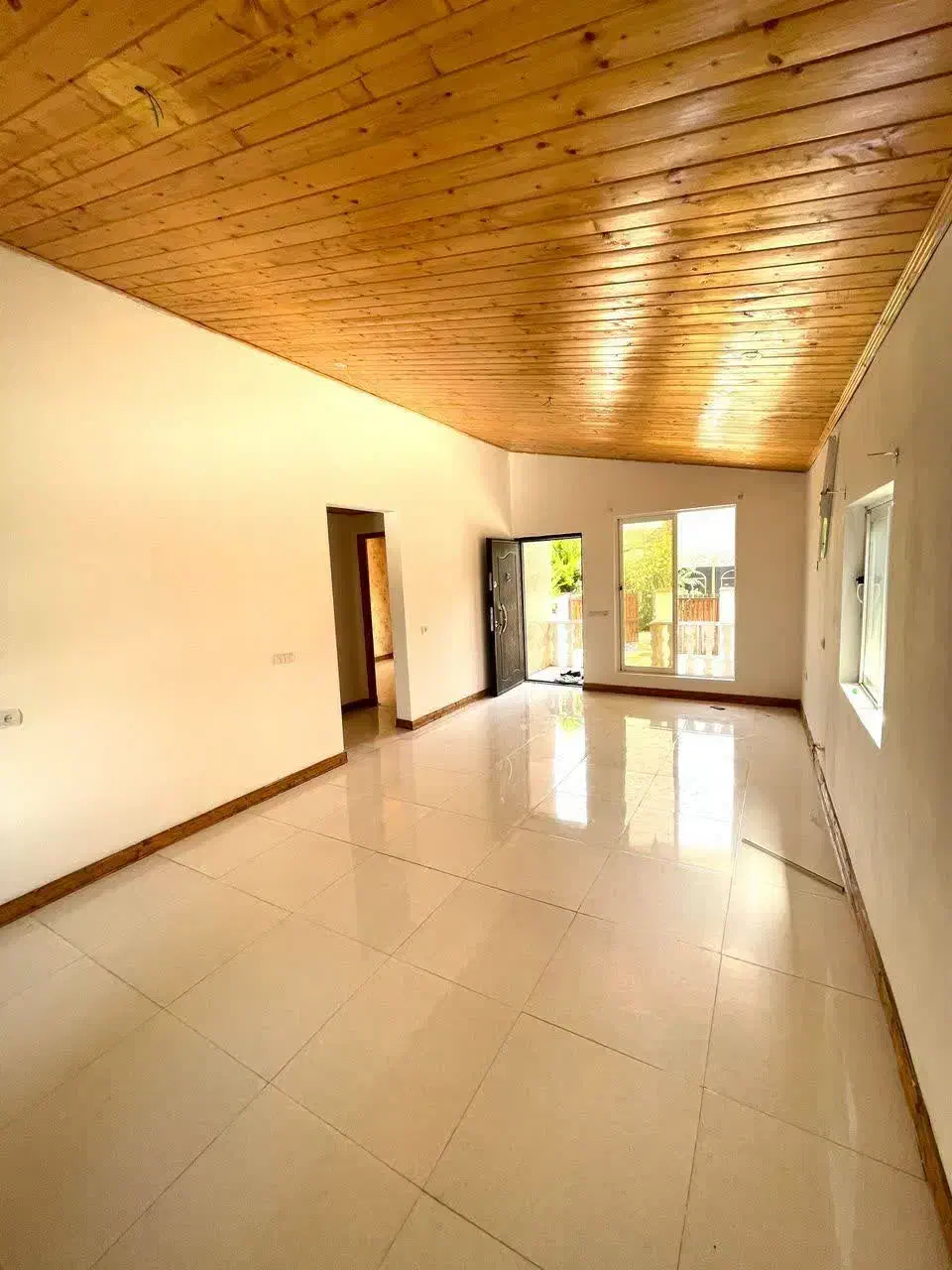 ویلافلت فقط 1.5میلیارد  مدت کوتاه|فروش خانه و ویلا|رینه, |دیوار