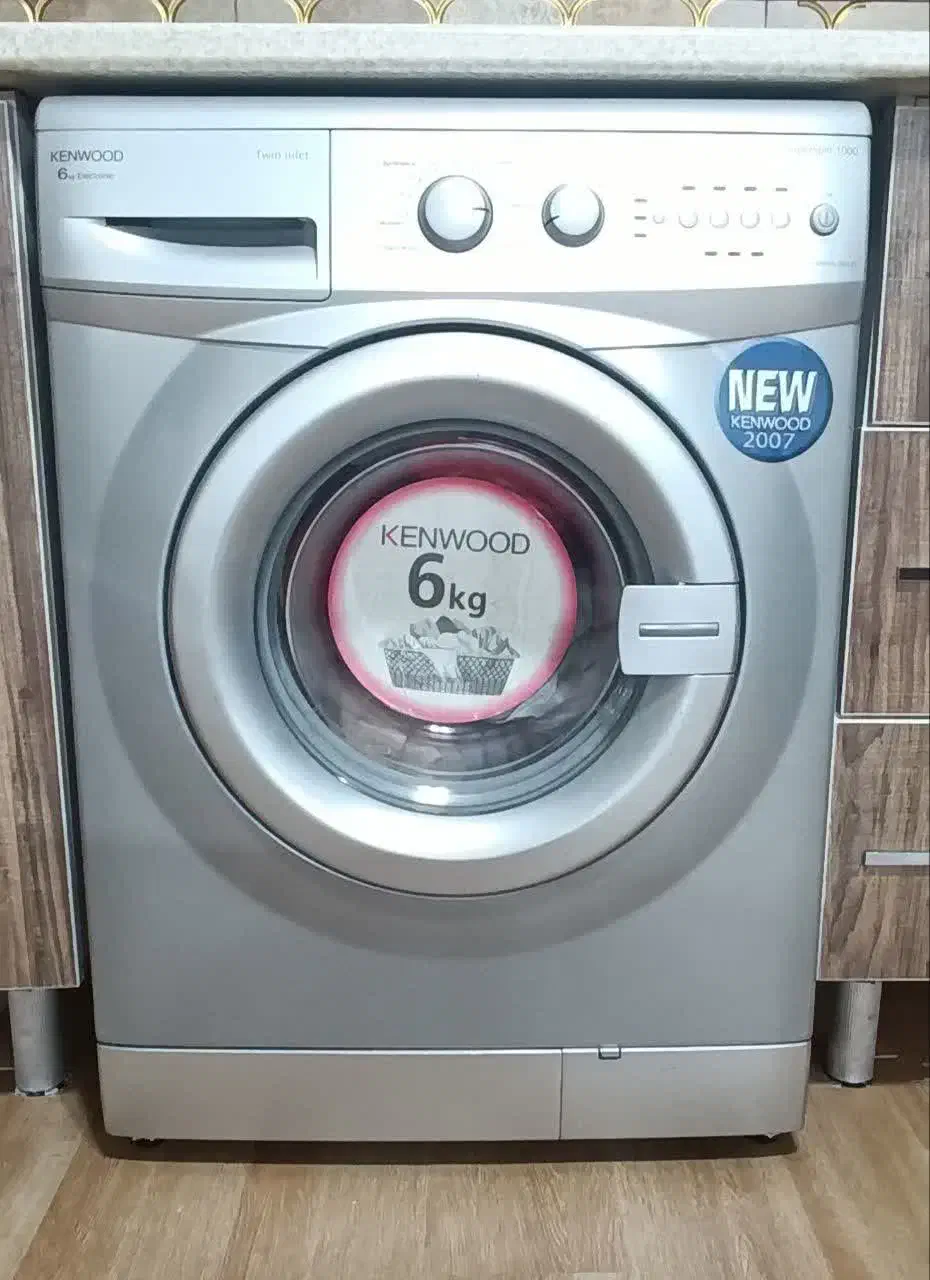 ماشین لباسشویی ۶ کیلویی کنوود سالم|ماشین لباسشویی و خشک‌کن لباس|خمین, |دیوار