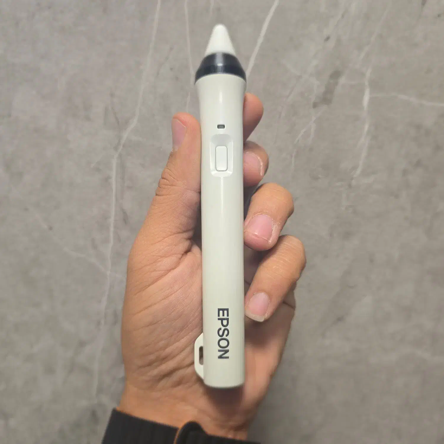 قلم ویدیو پروژکتور اپسون|تلویزیون و پروژکتور|تهران, اوقاف|دیوار