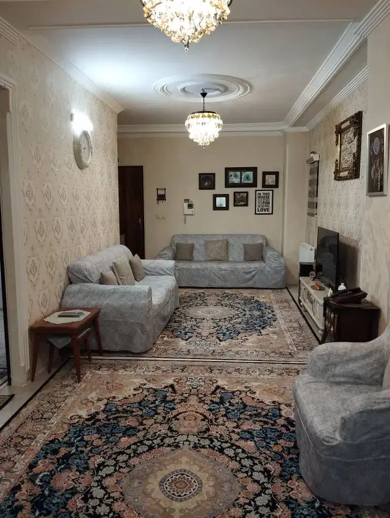 ۷۷ متر دو خواب شیک و تمیز بر مصیب زاده|فروش آپارتمان|ملارد, |دیوار