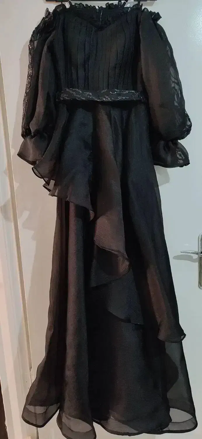 لباس مجلسی نو|لباس|ری, دولت‌آباد|دیوار