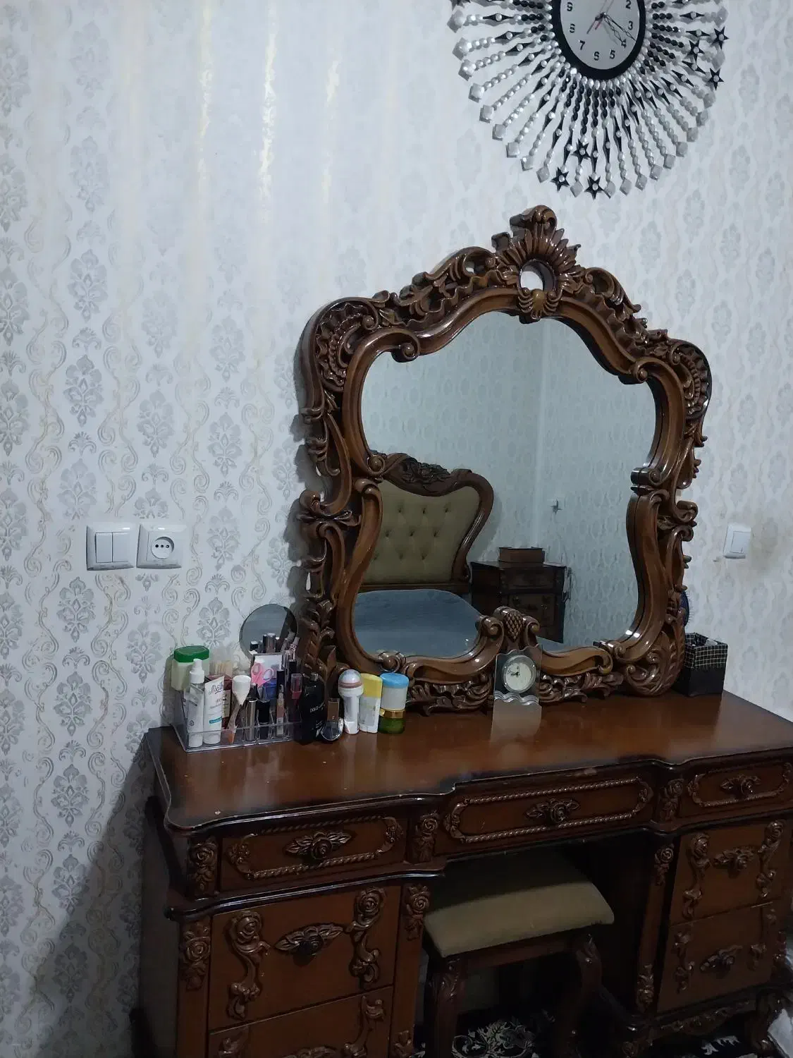 سرویس خواب|تخت و سرویس خواب|دورود, |دیوار