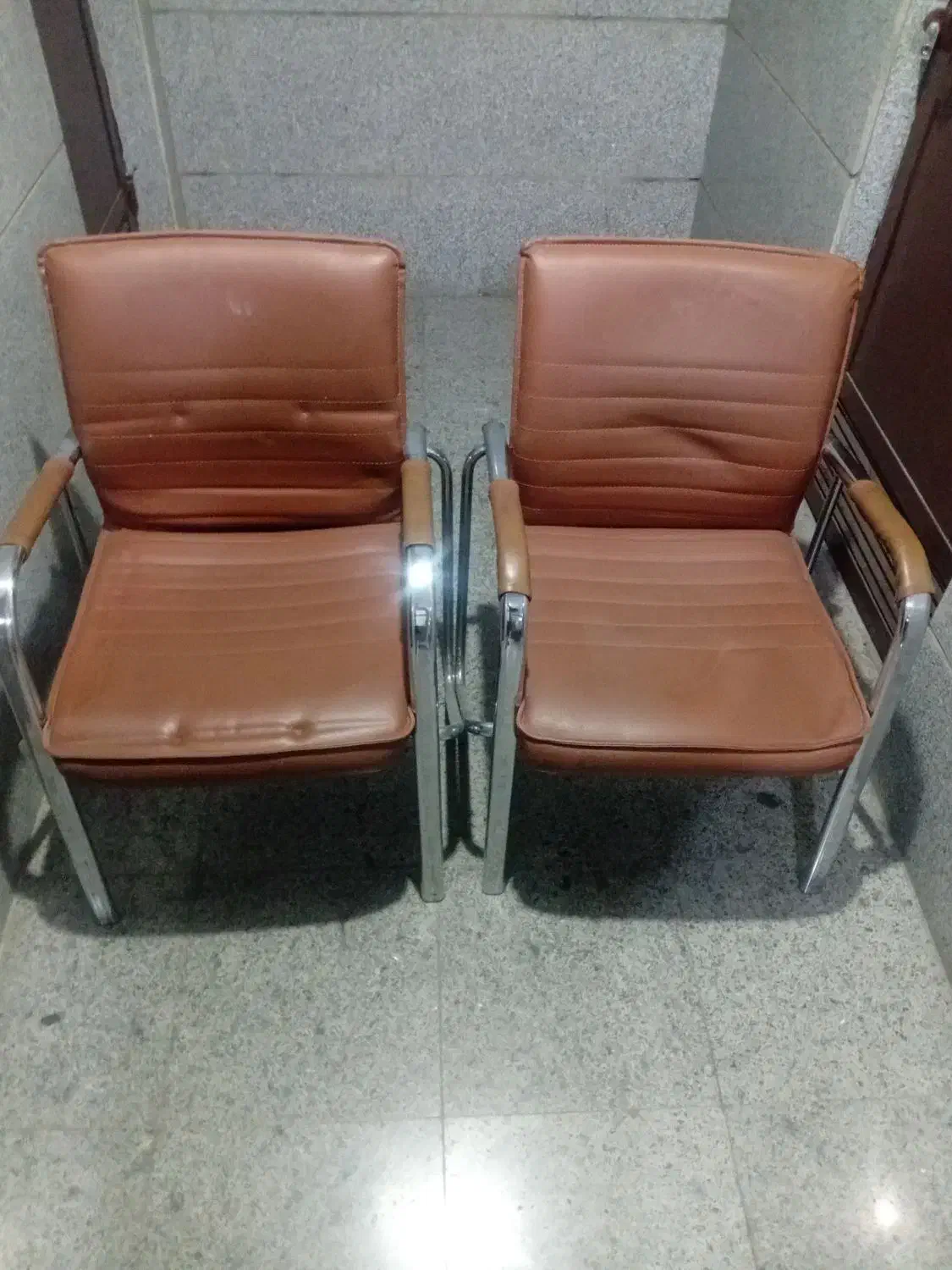 صندلی اداری درحد نو 4 عدد|مبلمان اداری|تهران, سازمان برنامه جنوبی|دیوار