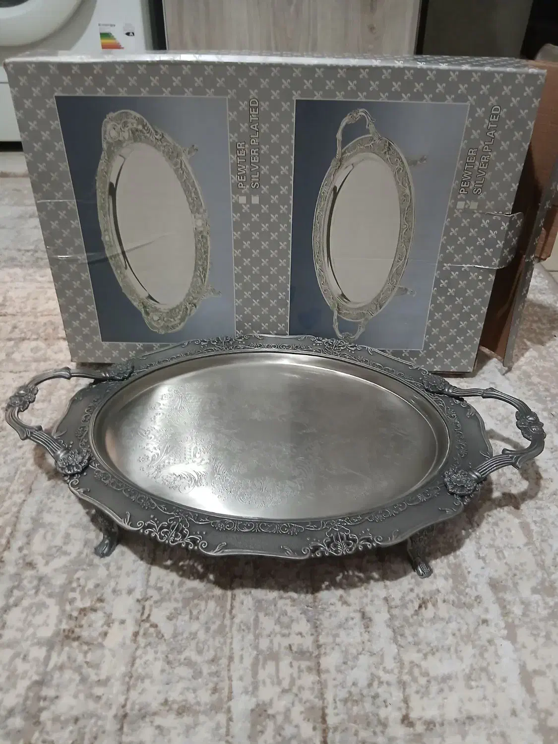 سینی پایه دار نو. اصلا استفاده نشده|ظروف سرو و پذیرایی|تهران, هفده شهریور|دیوار