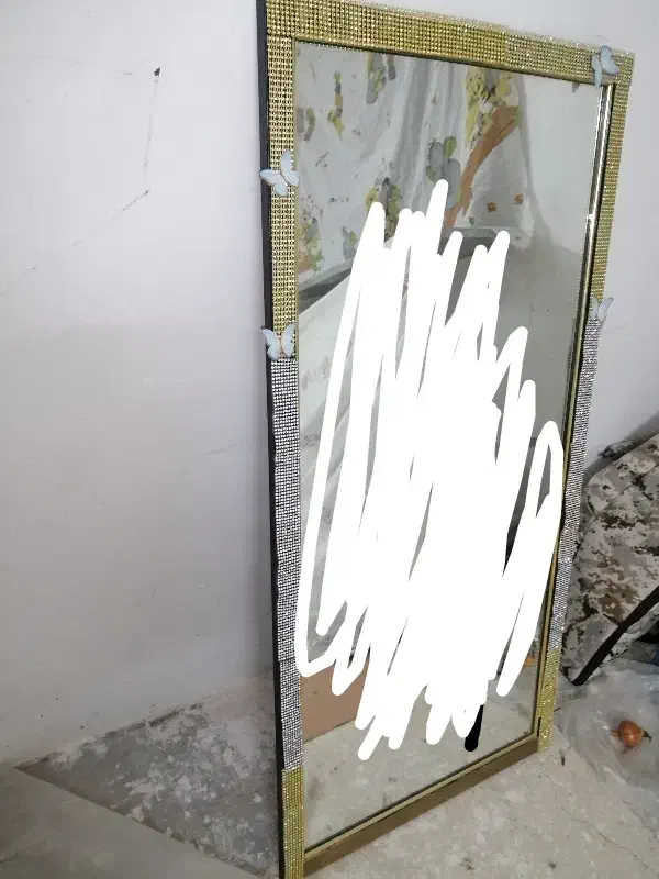 ایینه|آینه|شیروان (خراسان), |دیوار