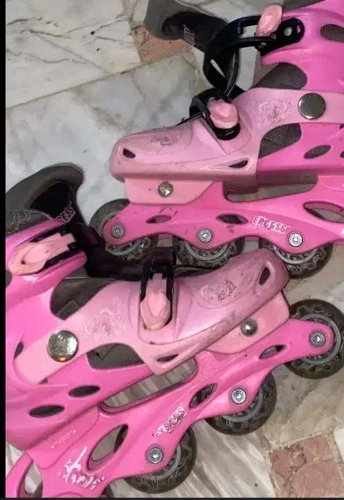 اسکیت صورتی|دوچرخه، اسکیت، اسکوتر|تهران, پارک شهر|دیوار