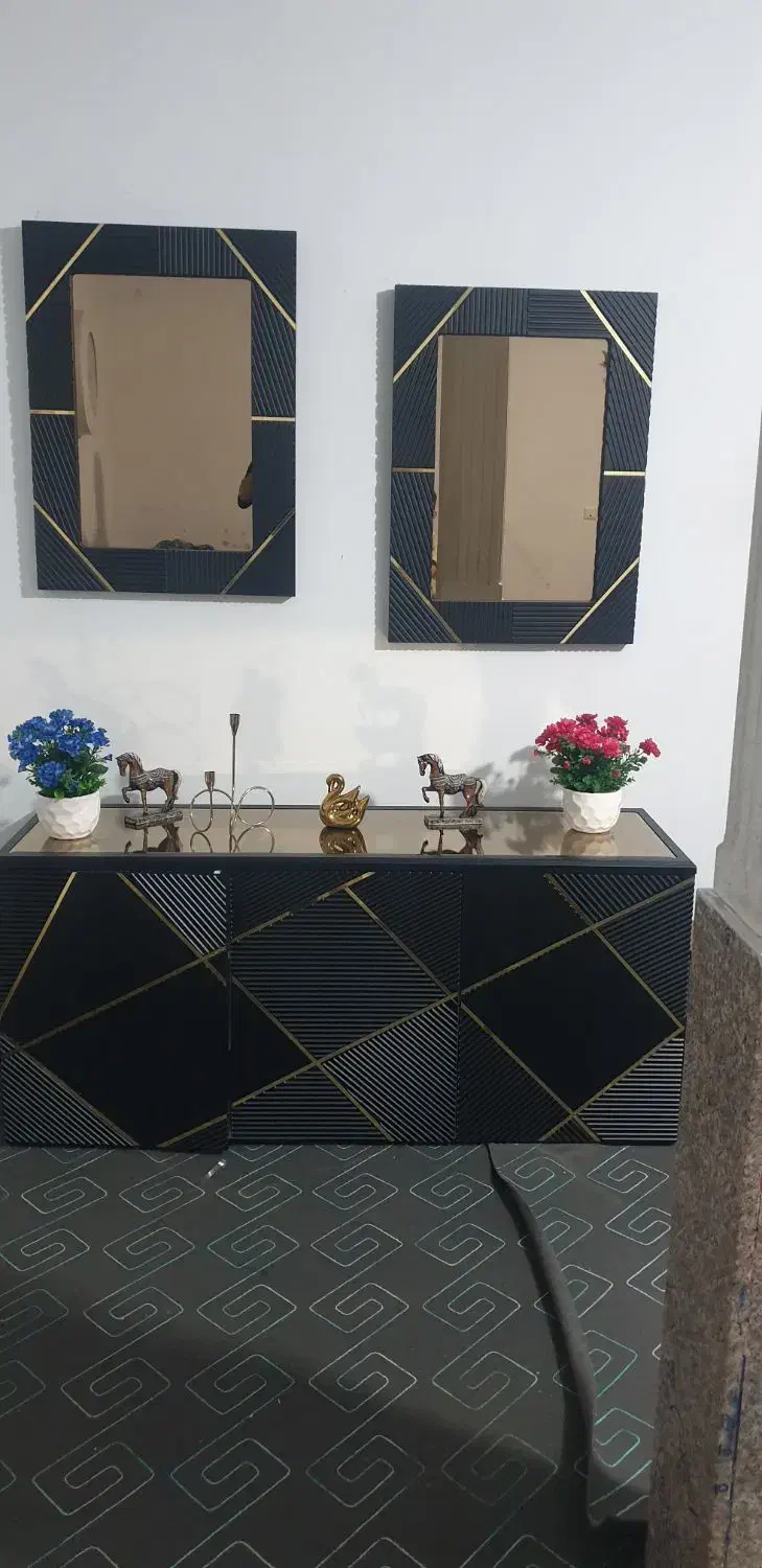 آینه و کنسول بسیار زیبا|بوفه، ویترین، کنسول|کوهدشت, |دیوار