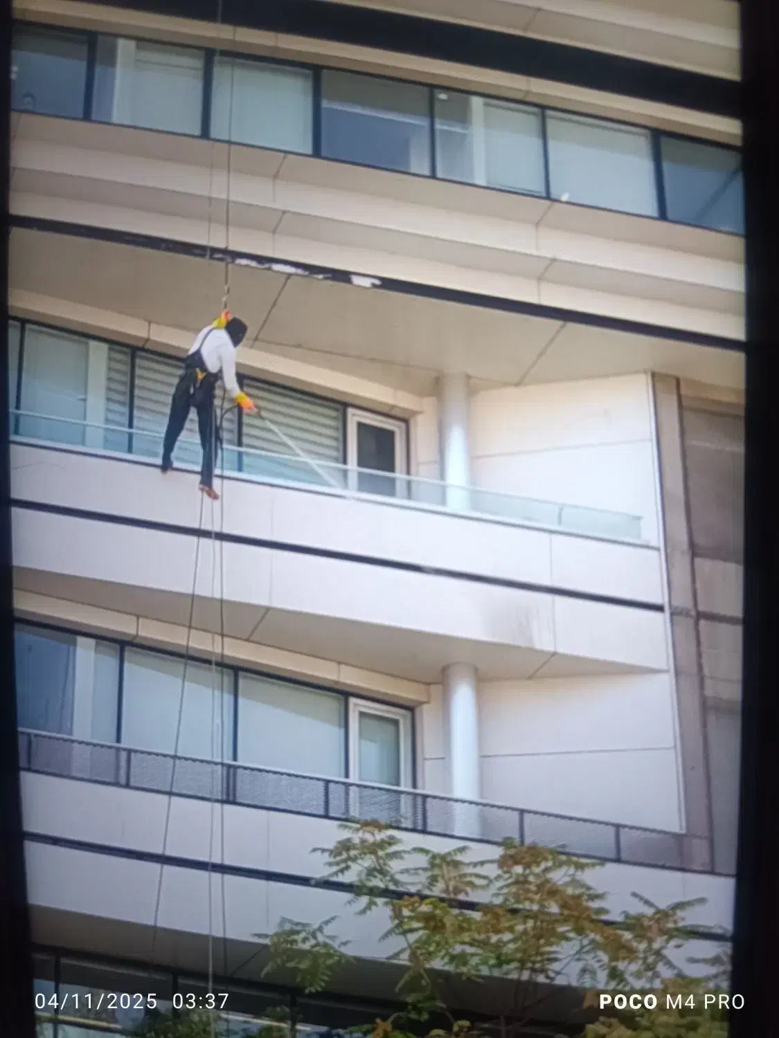 نماشویی پیچ رولپلاک شستشو نما راپل کار در ارتفاع|خدمات پیشه و مهارت|تهران, سعادت‌آباد|دیوار