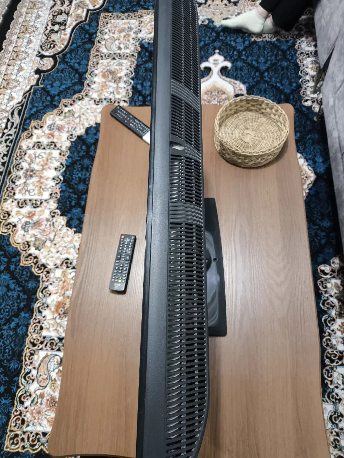 LCD 32 اینچ LG|تلویزیون و پروژکتور|لاهیجان, گلستان|دیوار