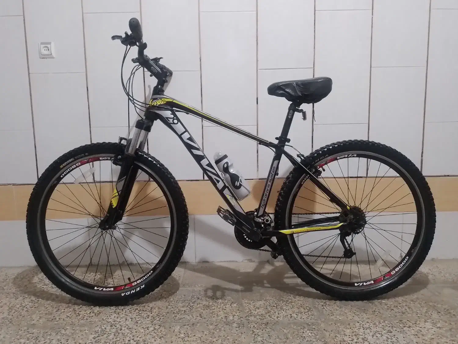 دوچرخه ویوا در حد نو سالم و تمیز|دوچرخه، اسکیت، اسکوتر|نجف‌آباد, جعفرآباد|دیوار