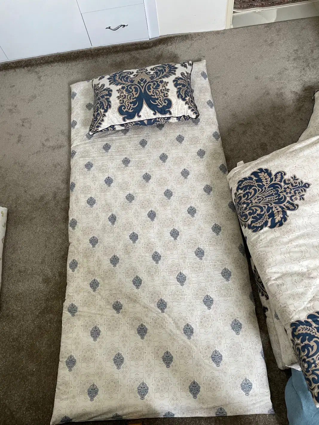 لحاف تشک عروس|رختخواب، بالش، پتو|مرند, |دیوار