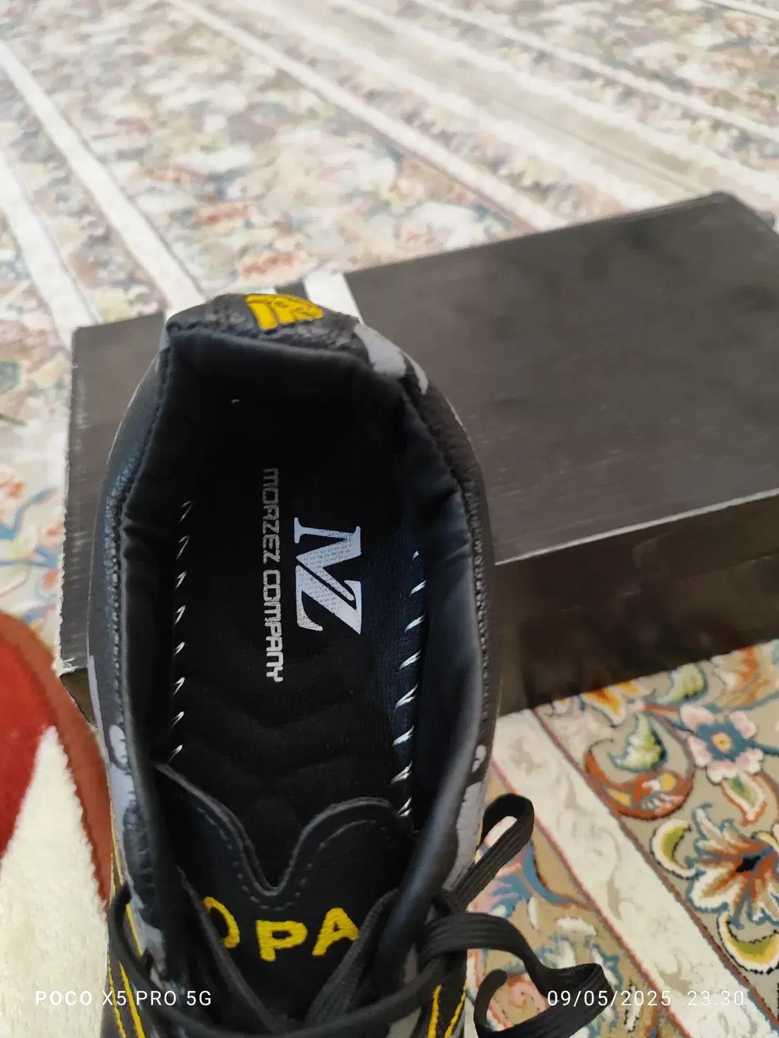 کفش فوتبال|کیف، کفش، کمربند|کهریزک, |دیوار