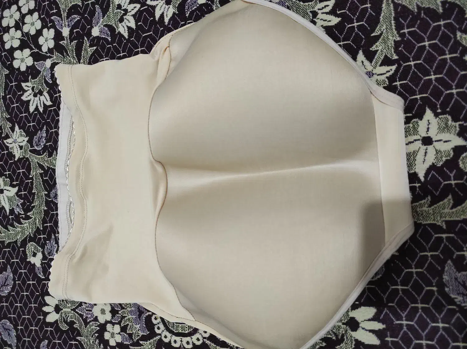 لباس زیر و گن خوش فرم کننده|لباس|رشت, کوی غلام نیا|دیوار