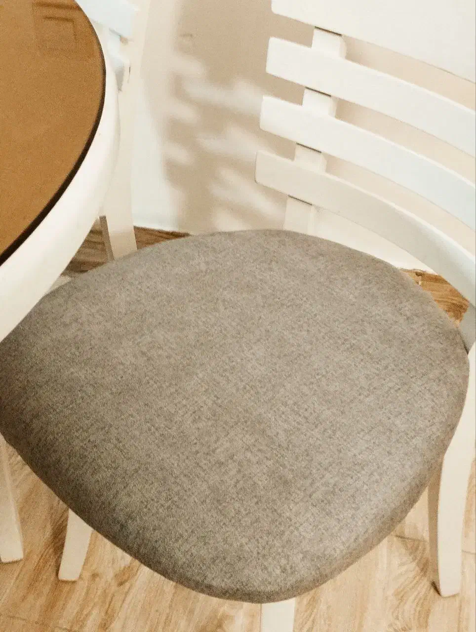 میز ناهارخوری ۴ نفره تمام چوب|میز و صندلی غذاخوری|گرگان, |دیوار