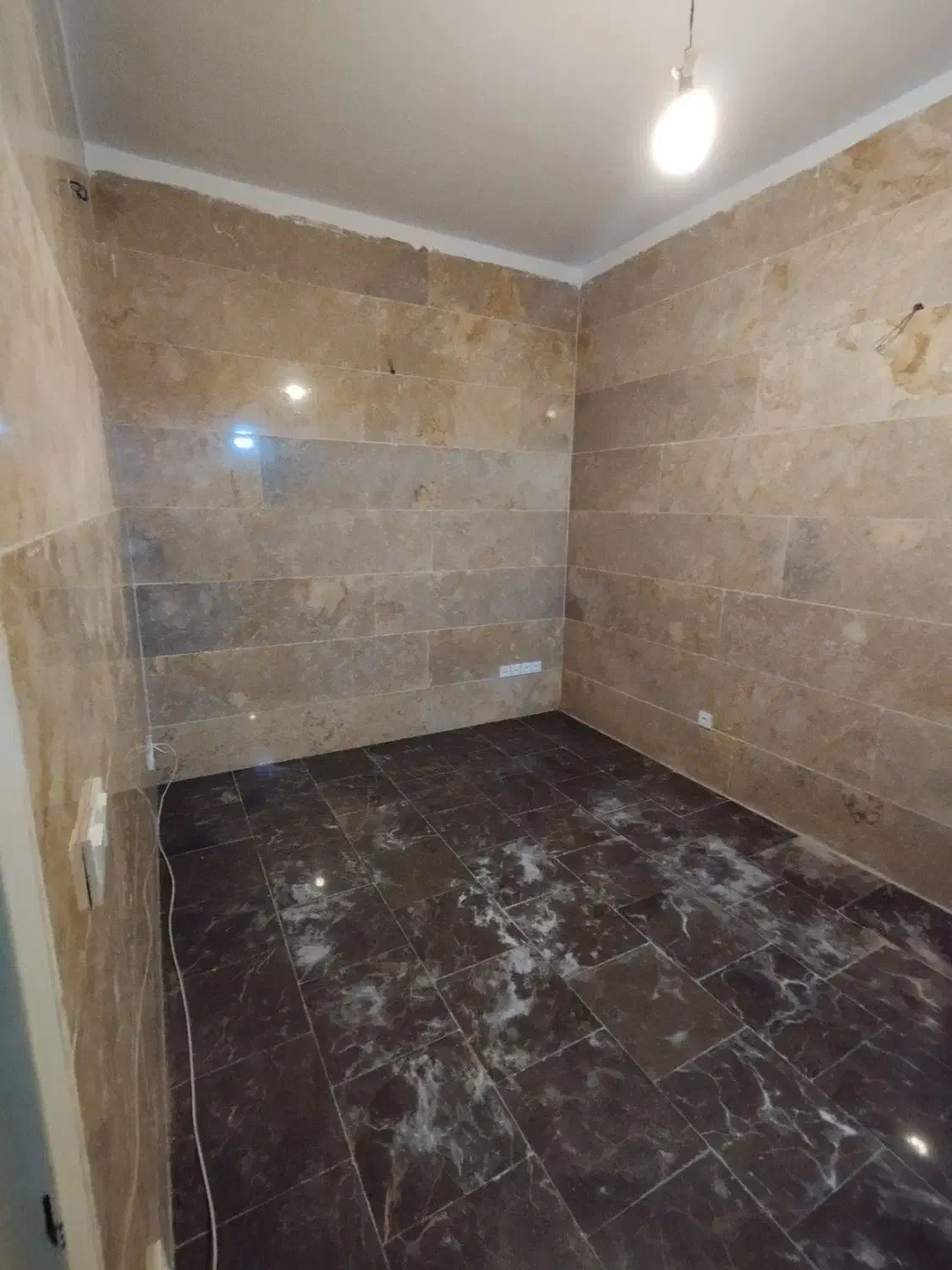 آپارتمان اداری / مسکونی / بازسازی شده