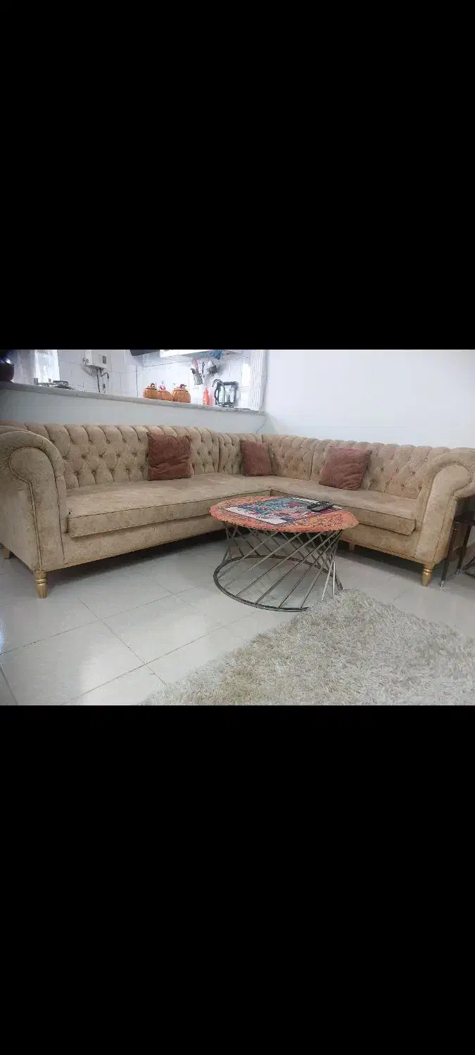 مبل چستر ال هفت نفره، سه عدد مبل کناره چوب راش|مبلمان خانگی و میز عسلی|کرج, شاهین‌ویلا|دیوار