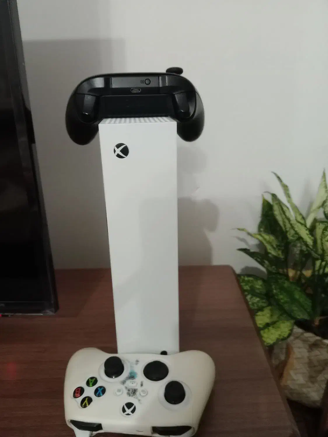 xbox sereis s|کنسول، بازی ویدئویی و آنلاین|رشت, آب و برق|دیوار