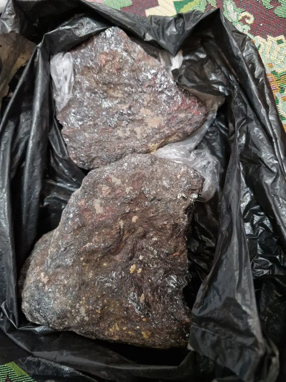 سنگ|جواهرات|قم, نیروگاه|دیوار