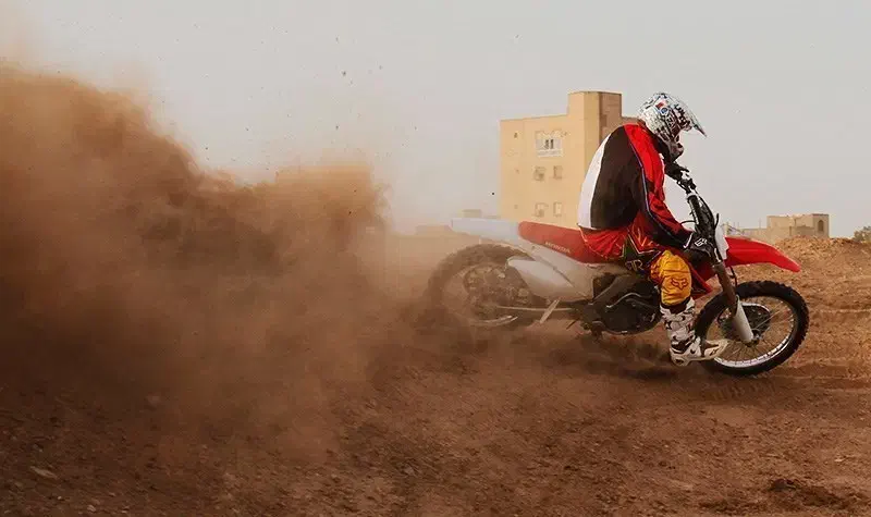 تعمیر گاه تخصصی افرود رایکا|قطعات یدکی و لوازم جانبی|مشکیندشت, |دیوار