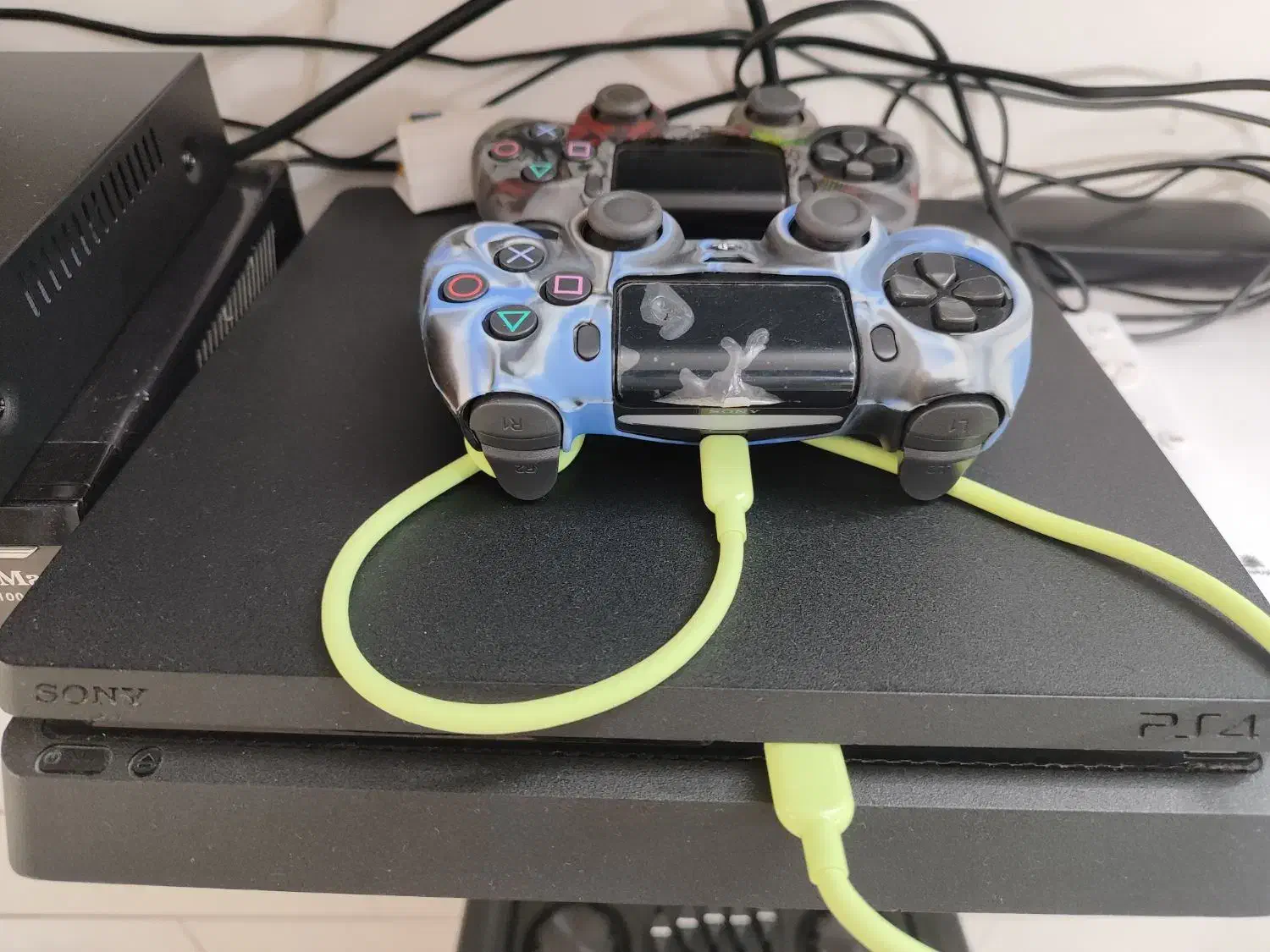 PS4 یک ترابایت در حد نو|کنسول، بازی ویدئویی و آنلاین|کاشان, فاز ۲ ناجی آباد|دیوار