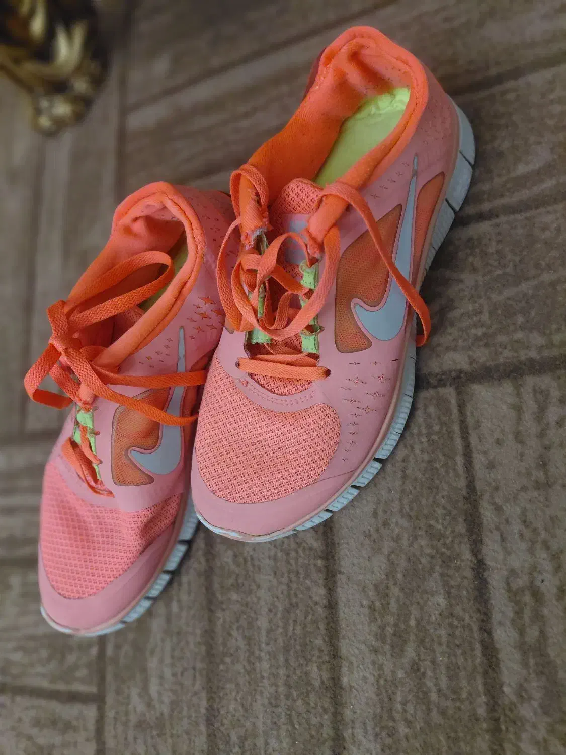 کتونی اصل زنانه سایز۴۰|کیف، کفش، کمربند|تبریز, |دیوار