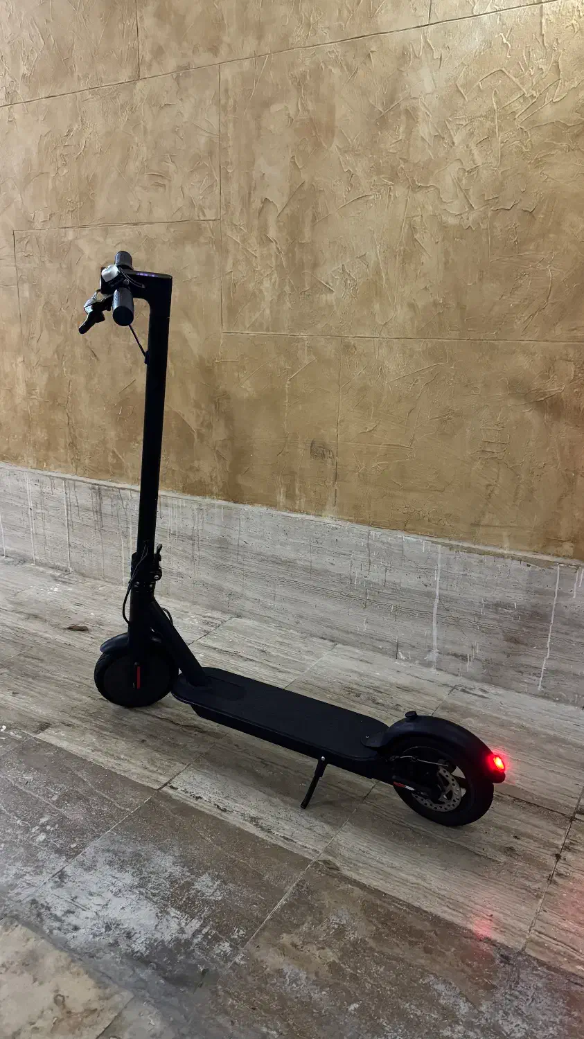 اسکوتر برقی|دوچرخه، اسکیت، اسکوتر|کیش, |دیوار