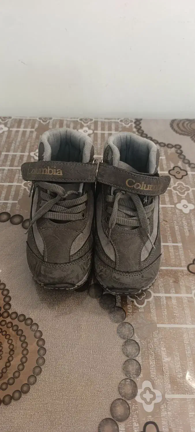 دو جفت کفش بچگانه|کفش و لباس بچه|تهران, دانشگاه شریف|دیوار