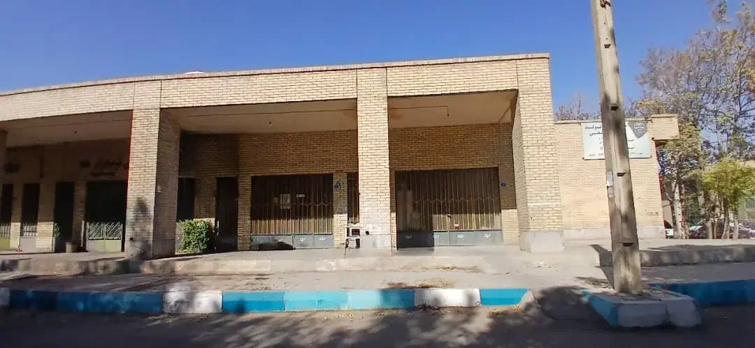 کارگاهی فروشگاهی ۱۲۵ متری شاپورجدیداصفهان|فروش مغازه و غرفه|اصفهان, شهرک صنعتی امیرکبیر (شاپور جدید)|دیوار