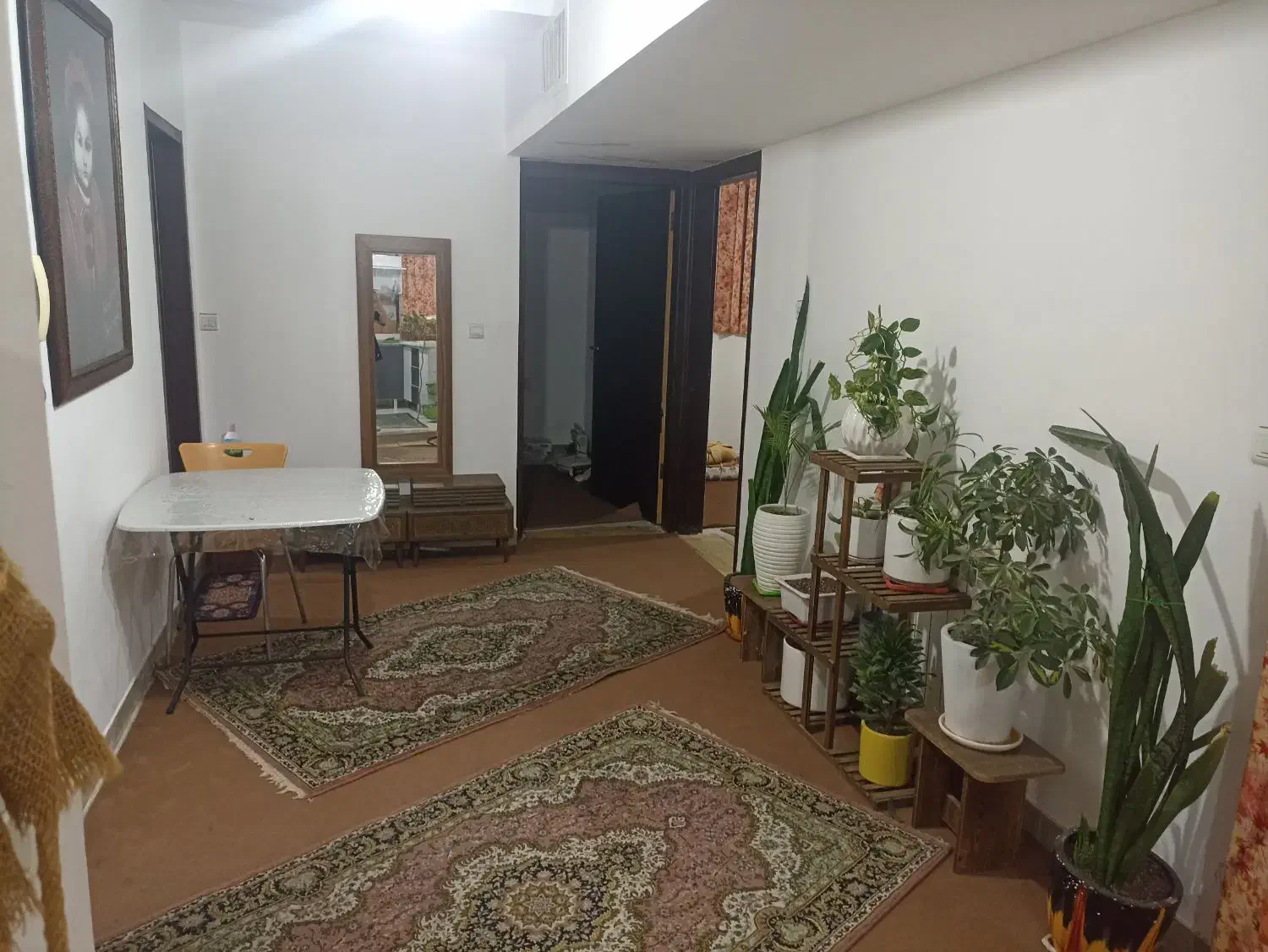منزل مبله|اجارهٔ کوتاه‌مدت آپارتمان و سوئیت|صدرا-فارس, فاز ۱|دیوار