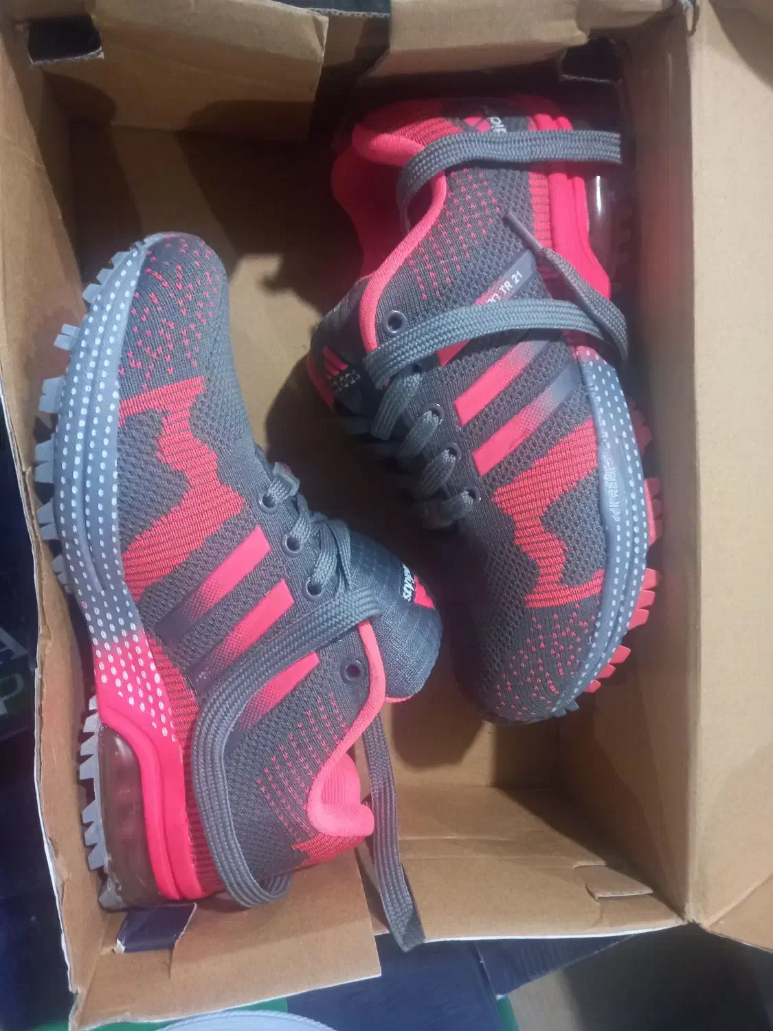 کتونی نایک|کیف، کفش، کمربند|فشم, |دیوار