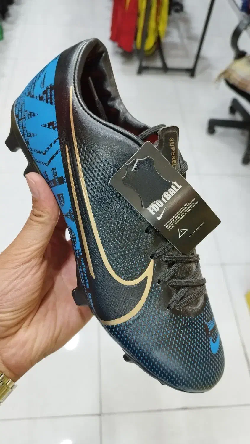 استوک چرم درجه یک|ورزشهای توپی|خرمآباد, |دیوار