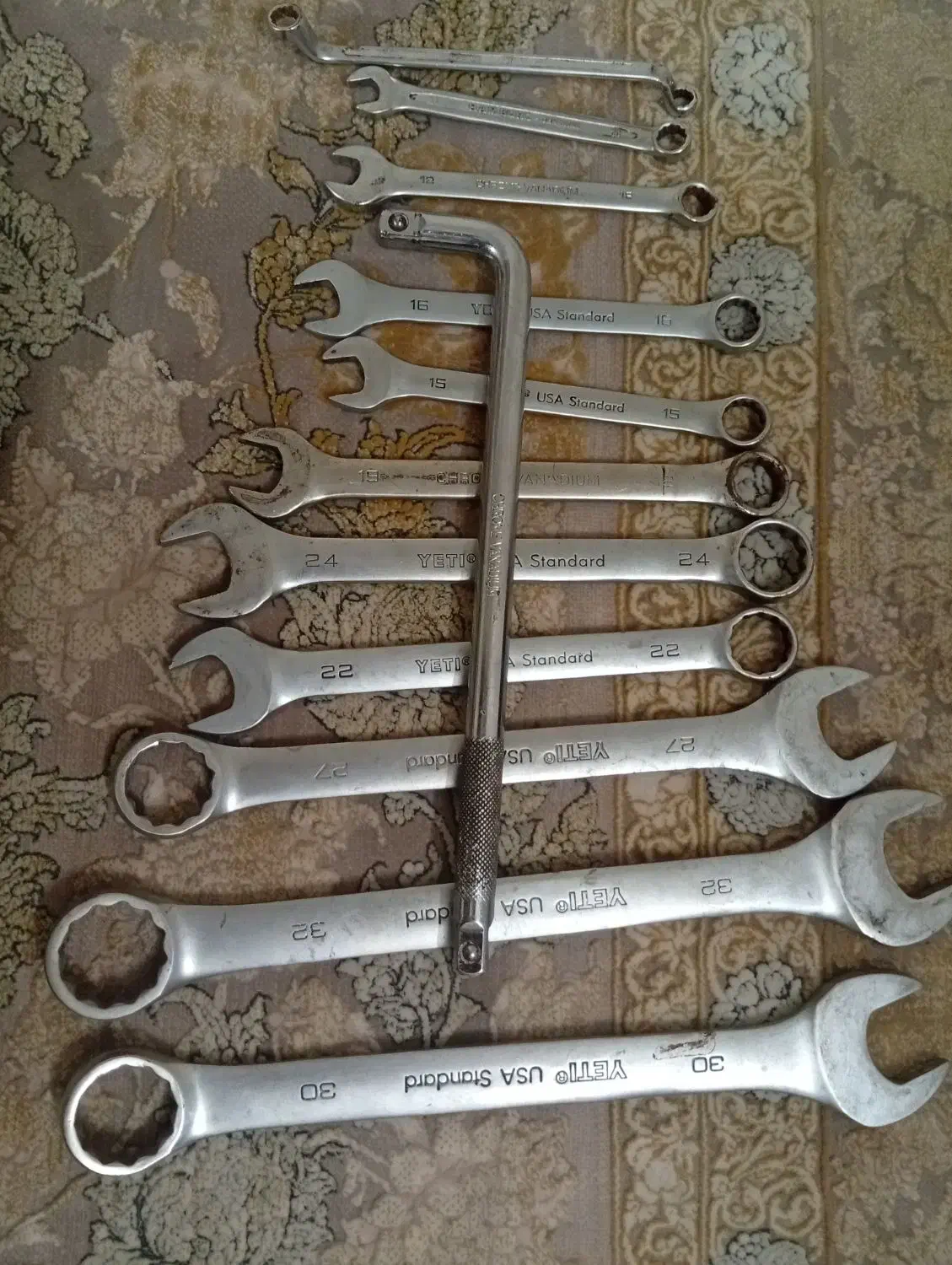 آچار|ابزارآلات|مشهد, فدک|دیوار