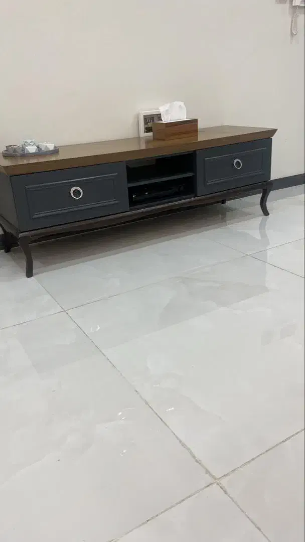 زیر تلویزیونی زیبا وبرند|میز تلویزیون|فردیس, خیام غربی|دیوار