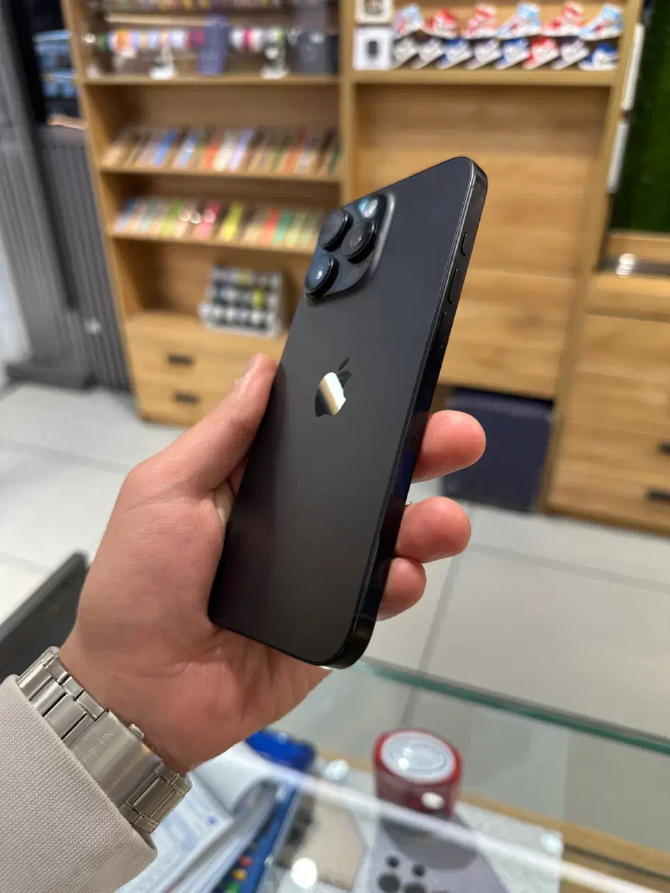 ۱۶پرومکس باطری۱۰۰ درحد نو|موبایل|تهران, فرودگاه مهرآباد|دیوار