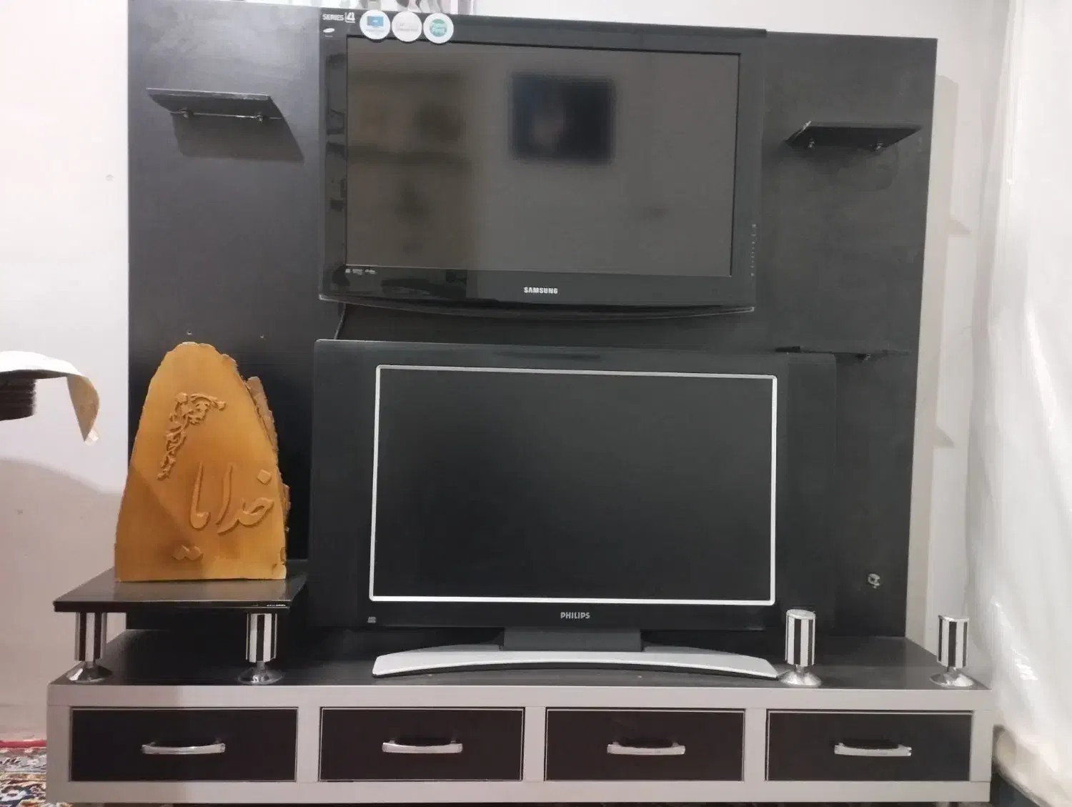 میز تلویزیون ام دی اف نو و سالم|میز تلویزیون|تربت جام, مطهری|دیوار