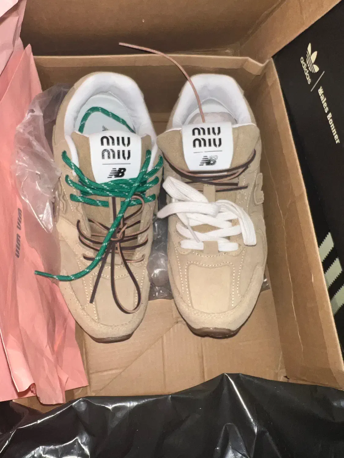 کتونی میومیو وادیداس ب قیمت عمده|کیف، کفش، کمربند|شیراز, دینکان|دیوار