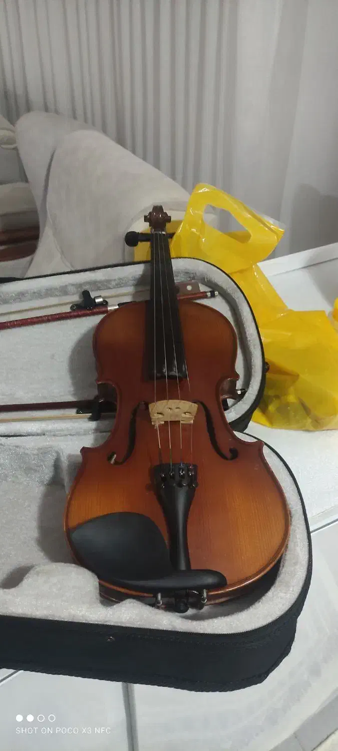 ویولون tf142اصل|ویولن|سقز, |دیوار