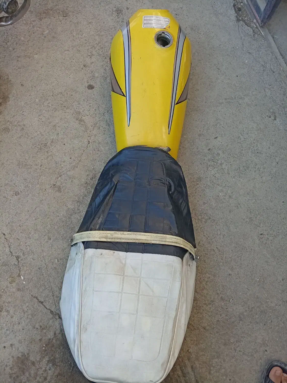 باک وصندلی موتور125|قطعات یدکی و لوازم جانبی|سنندج, |دیوار