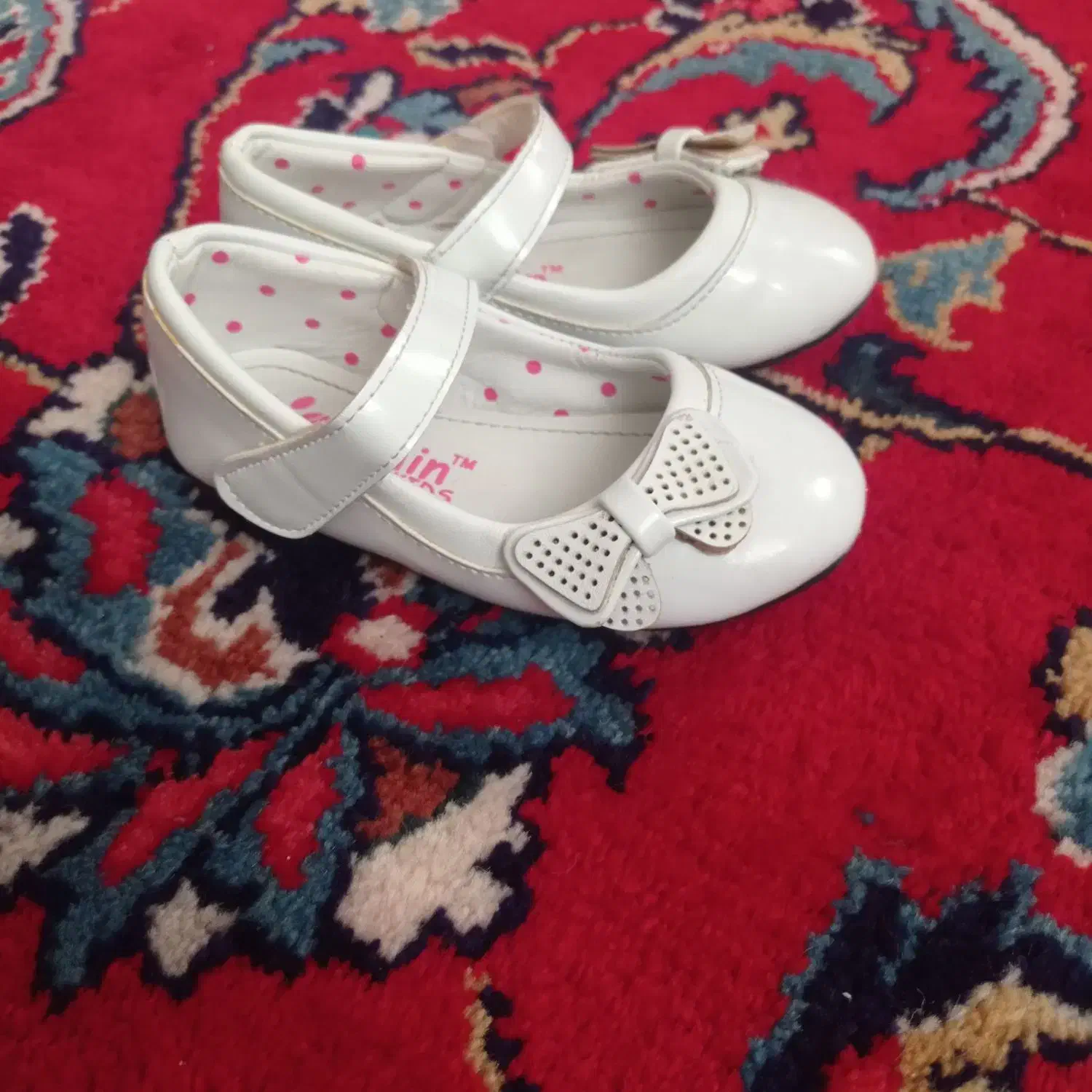 کفش دخترانه سایز۲۳|کفش و لباس بچه|دورود, |دیوار