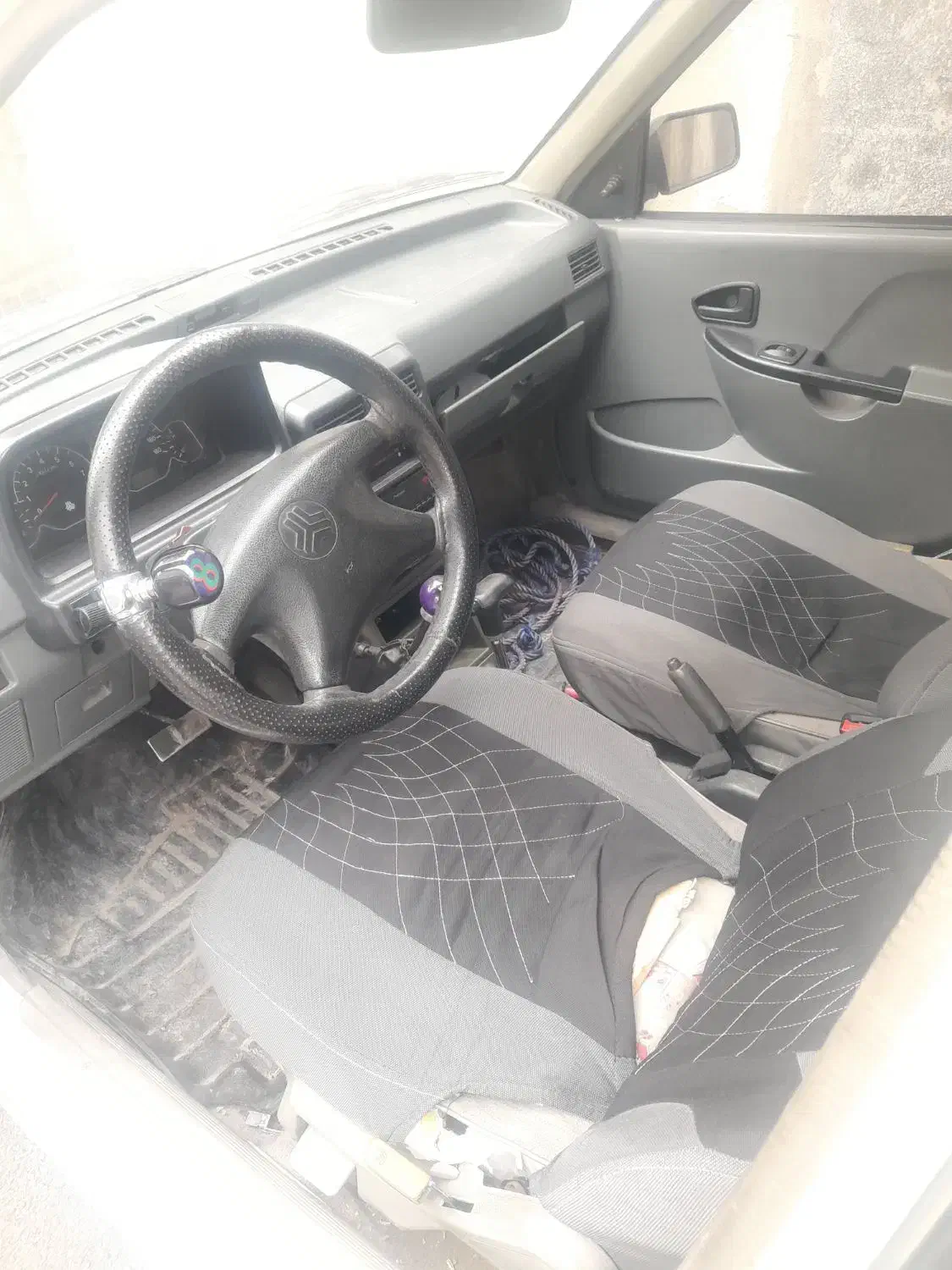 88 رنگ سفید بیمه یکسال هیدرولیک|خودرو سواری و وانت|لاهیجان, طالقانی|دیوار