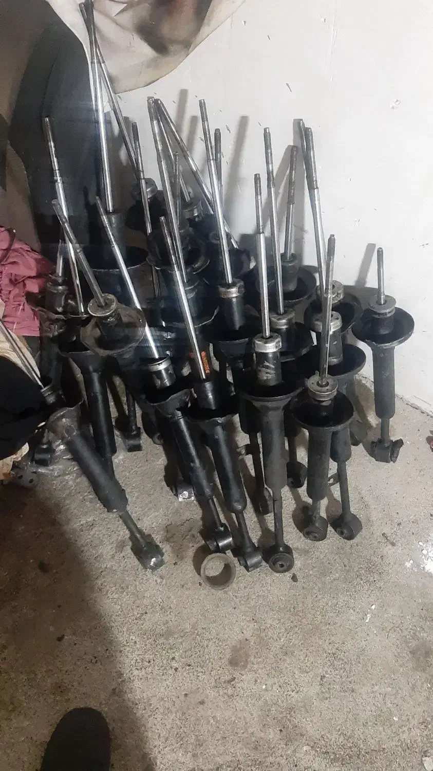 فروش انواع کمک فنر استوک با ضمانت|قطعات یدکی و لوازم جانبی|مشکیندشت, |دیوار