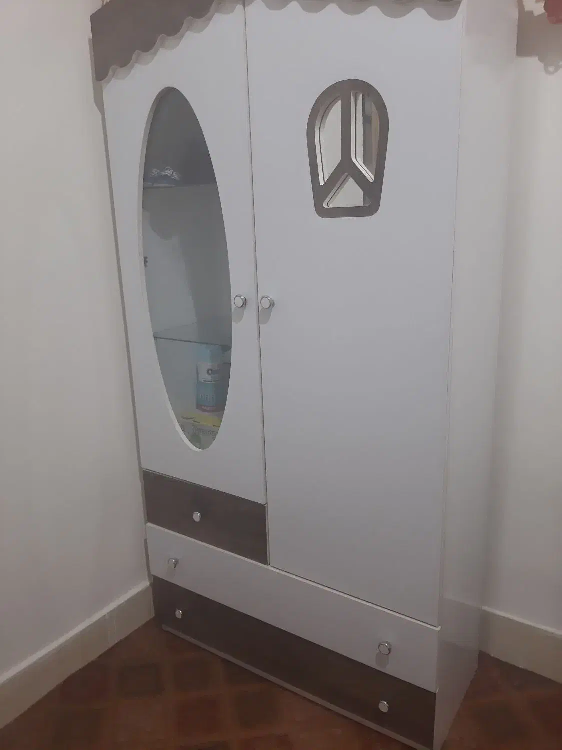 کمدبچه|تخت و سرویس خواب|کیار, |دیوار