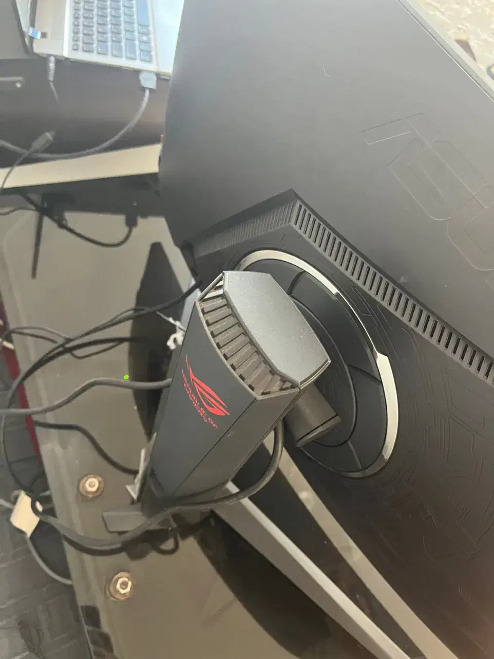 مانیتور ایسوز|قطعات و لوازم جانبی رایانه|آباده, |دیوار