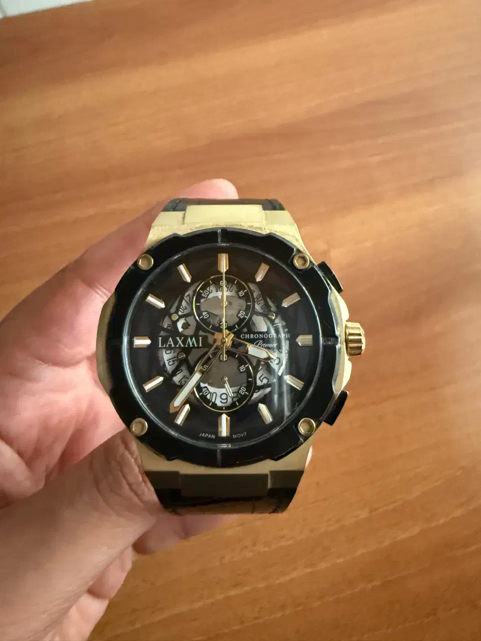 ساعت laxmi|ساعت|نوشهر, |دیوار