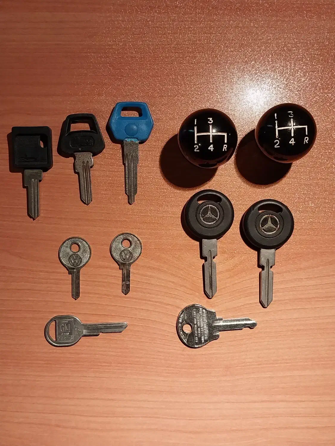 سردنده سوئیچ خام پیکان رنوبنز جی ام کادیلاک فولکس|حراج|تهران, محمودیه|دیوار