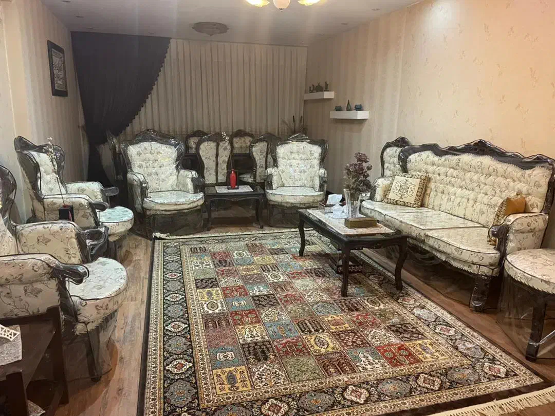 مبل سلطنتی 9 نفره|مبلمان خانگی و میز عسلی|مبارکه, |دیوار