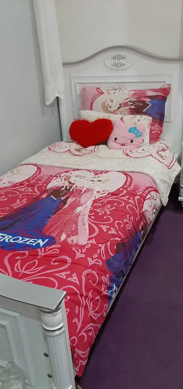 تخت خواب یک نفره|تخت و سرویس خواب|مشکیندشت, |دیوار