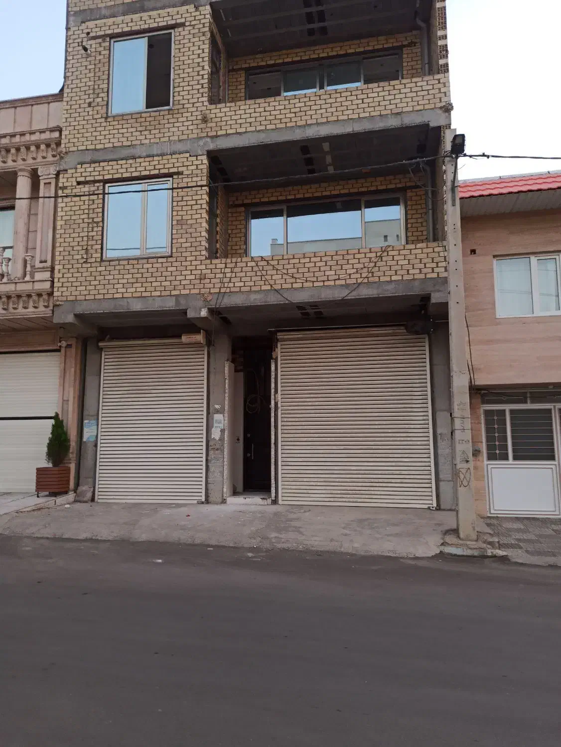 انباری اجاره ای|اجارهٔ مغازه و غرفه|بانه, |دیوار