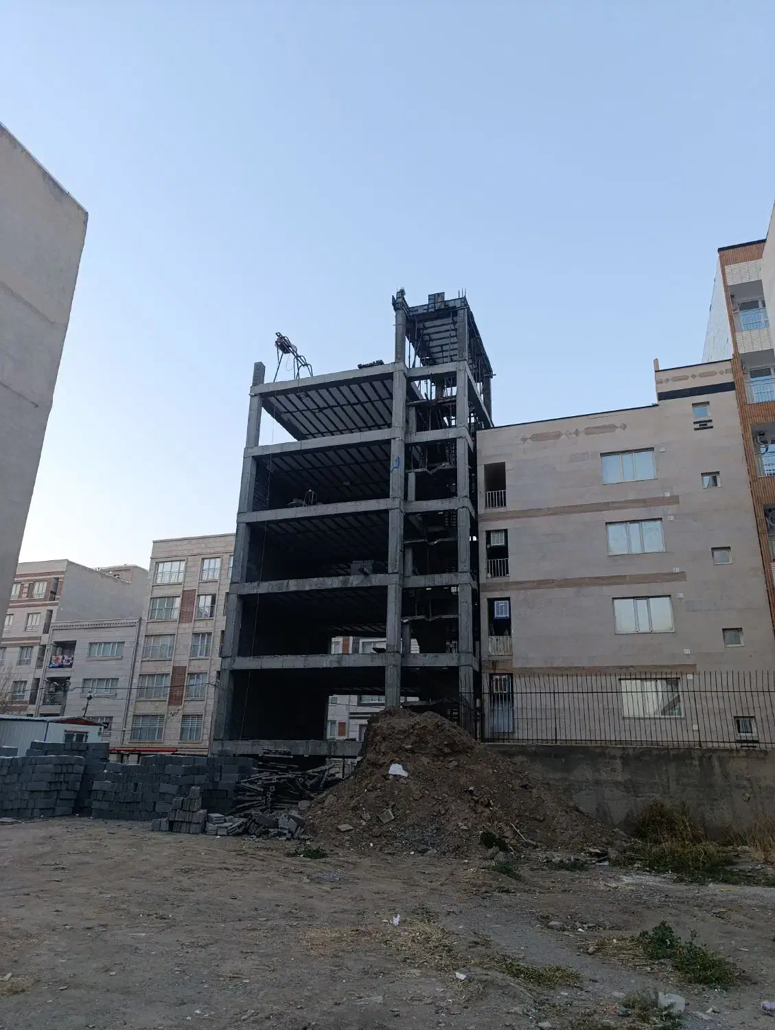 به چند الماتورر بندنیازمندیم اوستا کار وساده|استخدام صنعتی، فنی، مهندسی|همدان, |دیوار